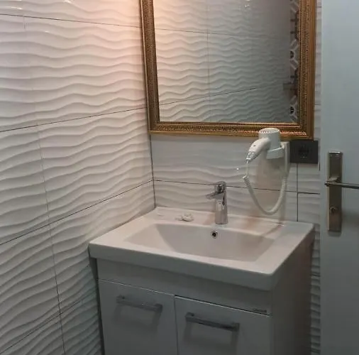 Castle Light Boutique