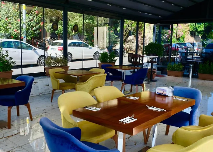 Castle Light Boutique 阿拉尼亚