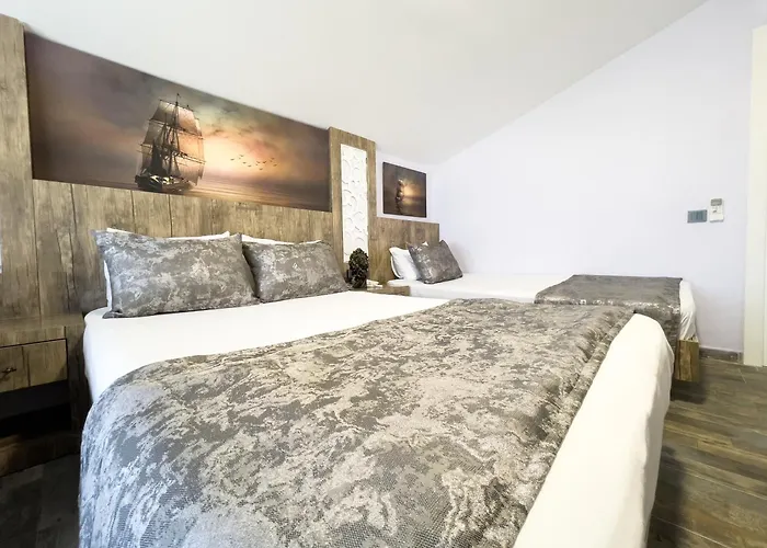 Castle Light Boutique