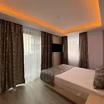 Castle Light Boutique Privat bolig
