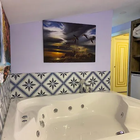 Castle Light Boutique 民宿 阿拉尼亚